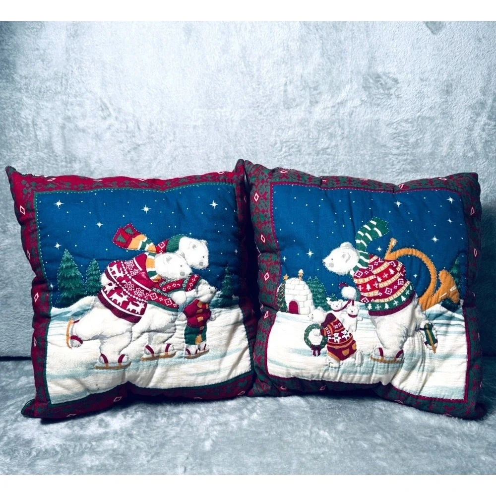 Polar Bear Christmas Vintage Throw Pillows Set of 2‎ Quilted Reversible 12x12